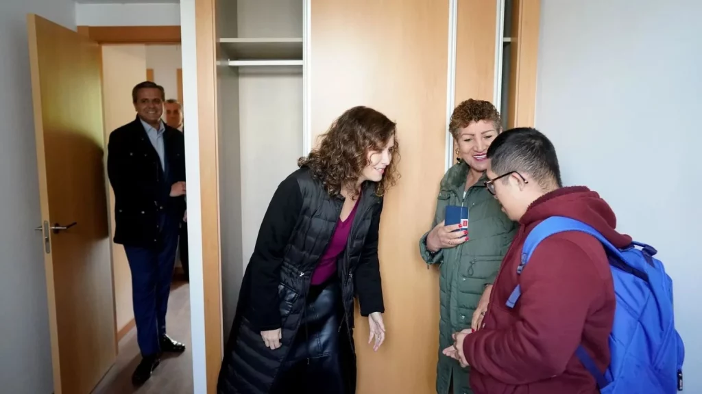 La Comunidad de Madrid acelera la entrega de viviendas