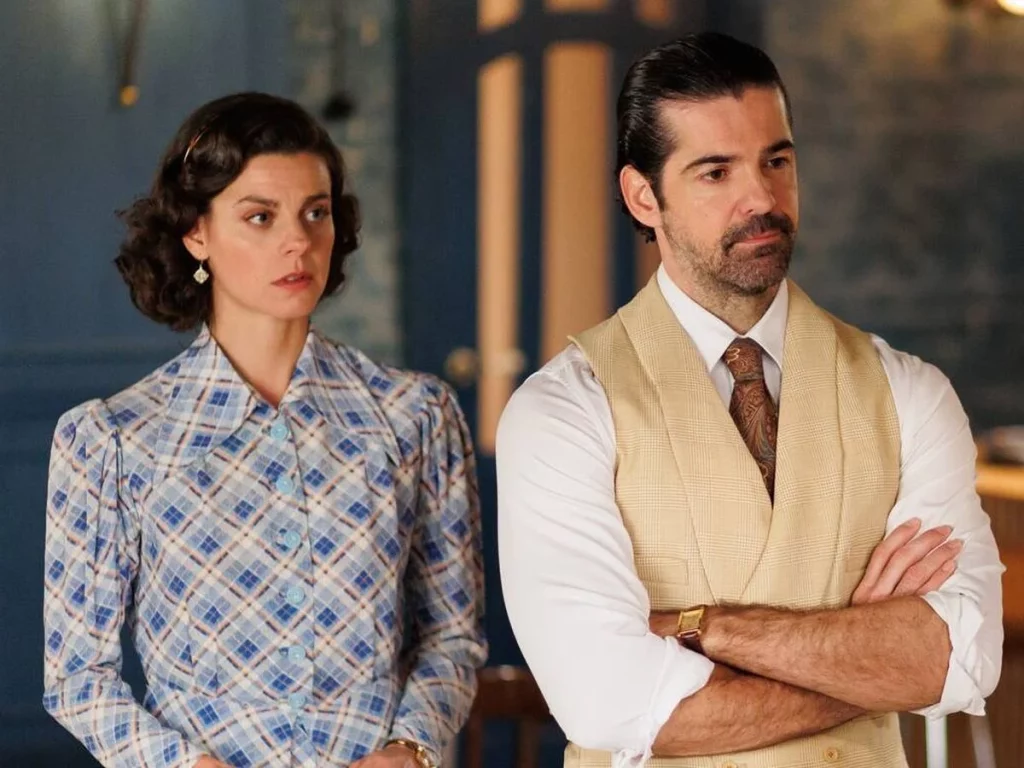 RTVE fulmina 'La Moderna' y su final 8 'La Moderna' no solo ajustó su horario sino que amplió la emisión de los capítulos