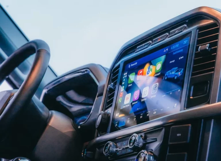 La función de Android Auto que convierte tu coche en un autocine