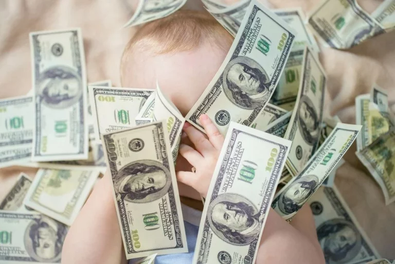 La increíble carrera de un bebé modelo: 45.000 dólares en un mes y un futuro asegurado