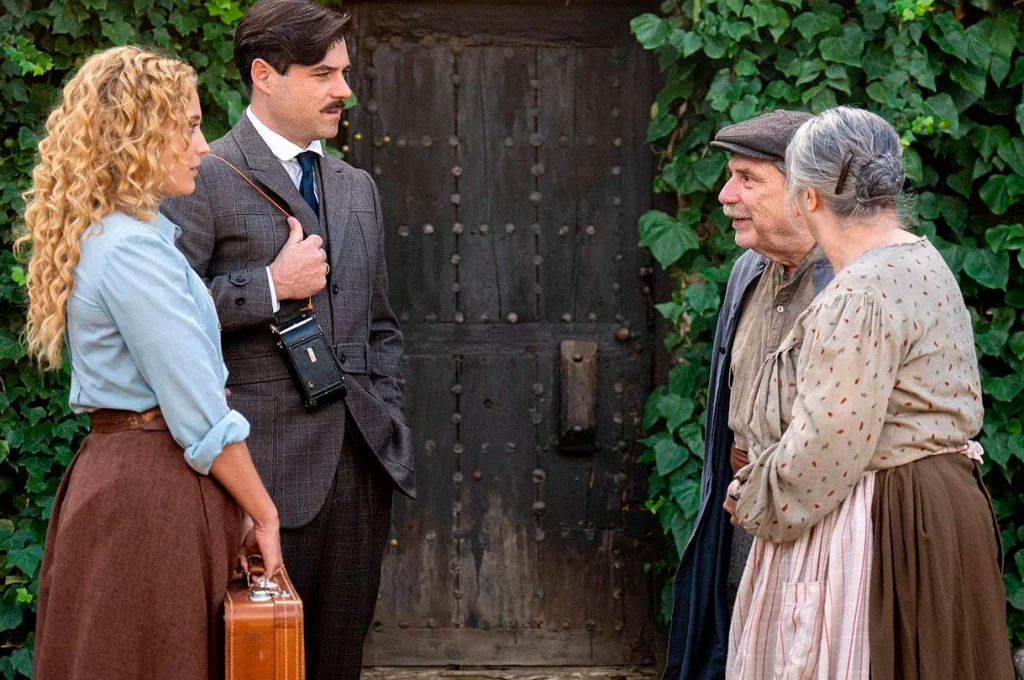 Un misterioso personaje aborda a Jana y Manuel en 'La Promesa' 11 La luna de miel de Jana y Manuel