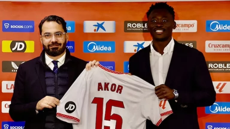 La grave lesión de Akor Adams activa fichaje urgente del Sevilla FC: 2 opciones