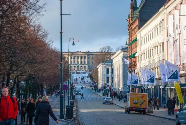 La traumática experiencia de una camarera en Noruega que desmonta el mito de la perfección escandinava