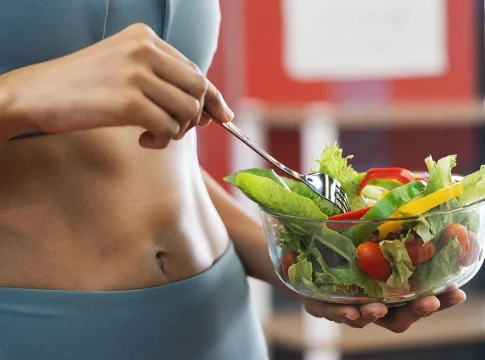 Alimentos que hidratan: tus mejores aliados para cuidarte en verano sin perder el sabor ni la frescura Alimentos que hidratan: tus mejores aliados para cuidarte en verano sin perder el sabor ni la frescura