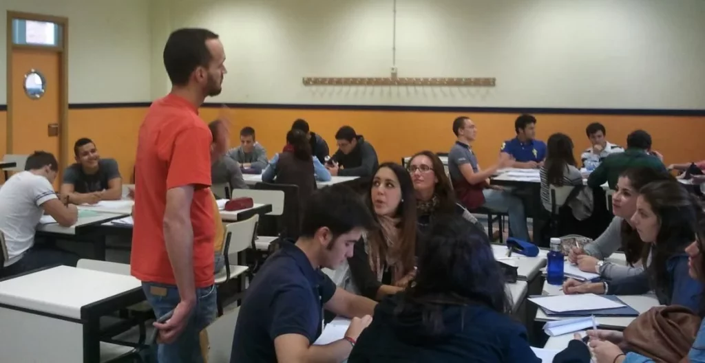 Más de 6.000 beneficiarios: oportunidades para jóvenes sin estudios