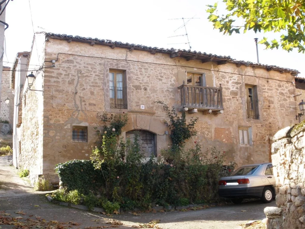 No es Brihuega, pero este pueblo de Guadalajara a una hora de Madrid es pura magia 81 Más que un pueblo es un lugar con alma y tranquilidad