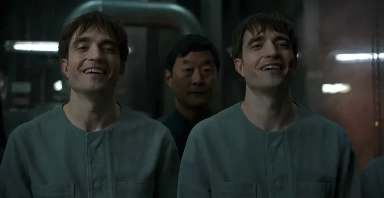 Mickey 17, la nueva y atrevida película de ciencia ficción con Robert Pattinson