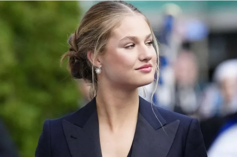 Nuevo despiste en público de princesa Leonor: se salta el protocolo de la Casa Real