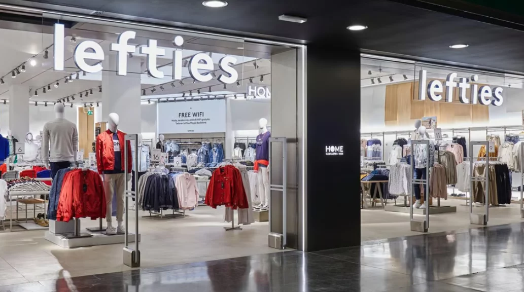 Parece de Massimo Dutti, pero es de Lefties y cuesta solo 12 euros una cazadora acolchada espectacular ¡Desde 12 euros! 8 chaquetas de Lefties que serán tus favoritas para llevar con top