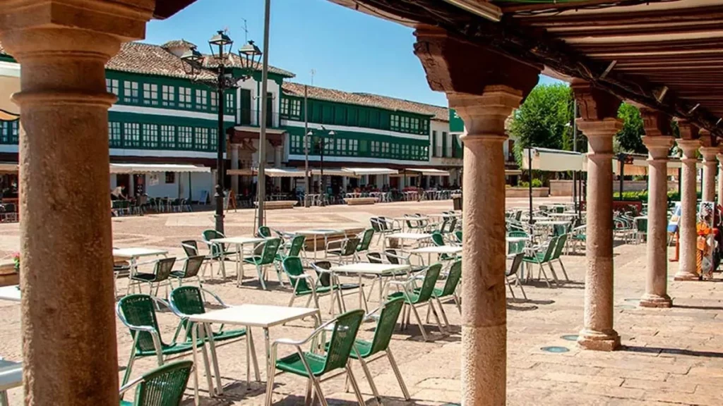Plaza Mayor: el corazón vibrante de Almagro