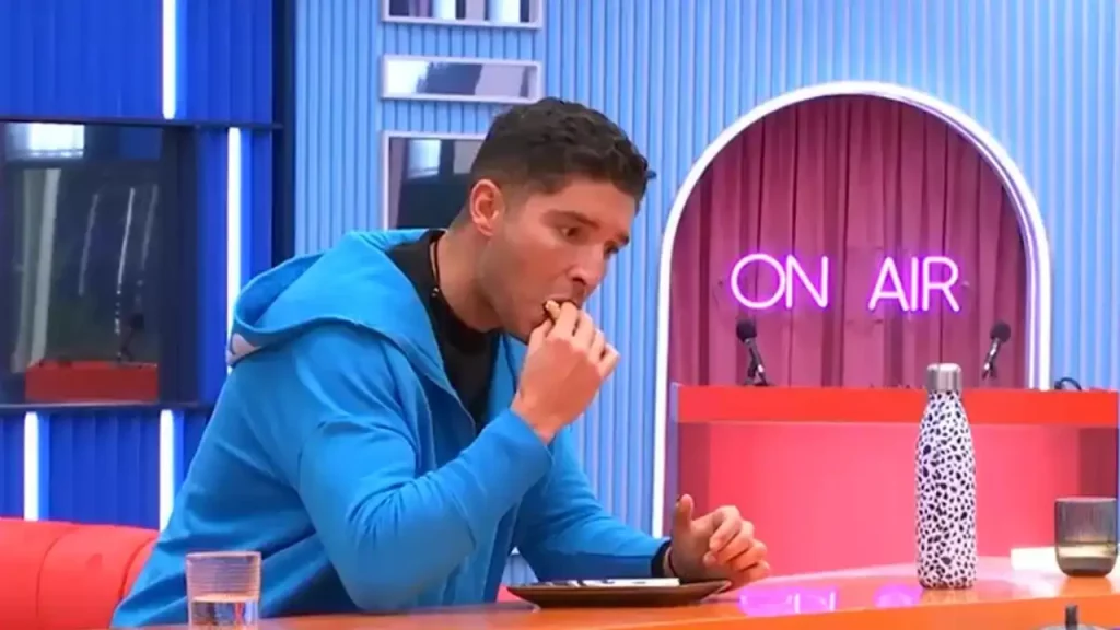 Por qué la falta de comida traería la salida de Álex Ghita