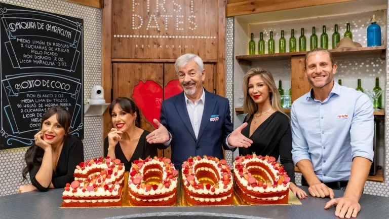 Un futbolista entra en escena en ‘First Dates’ y la lía en el programa de Carlos Sobera