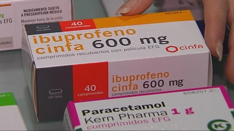Va a una farmacia y le cobran 35 euros por una caja de paracetamol