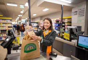 Cuánto ganan los supermercados por las bolsas de plástico que cobran