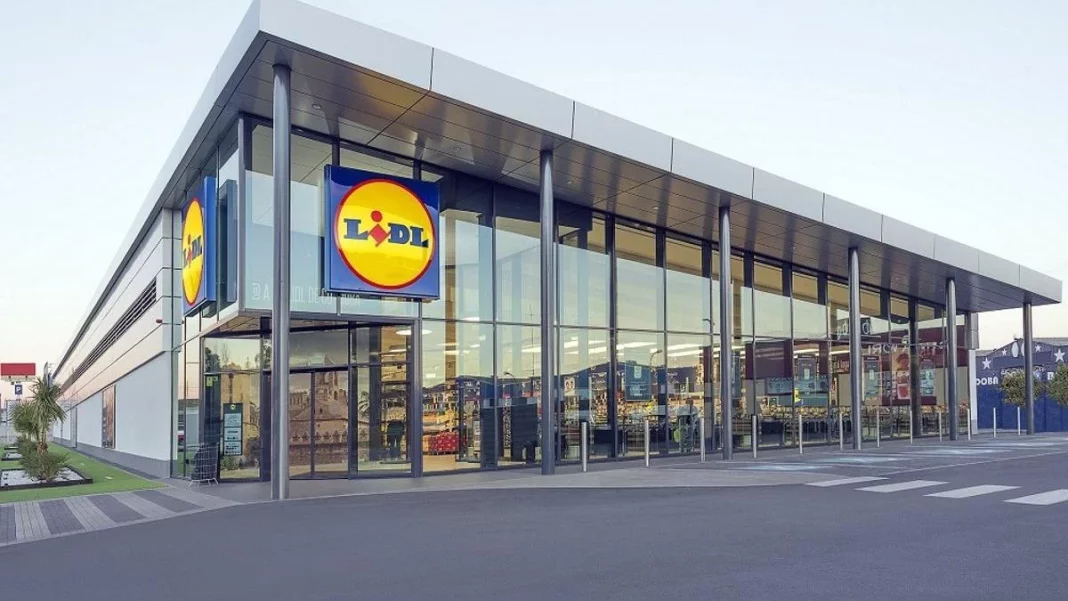 Lidl rompe todos los récords: la herramienta de menos de 30 euros que arrastró un avión