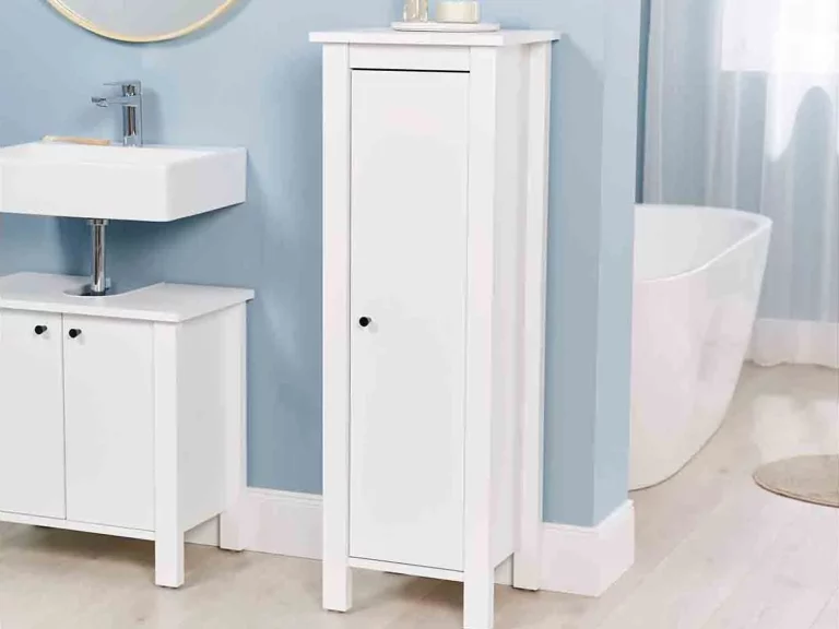 Muebles de baño de madera maciza: ventajas, tipos y cómo mantenerlos