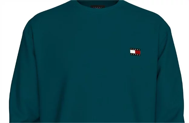 Lacoste, Tommy Hilfiger, Adolfo Domínguez… Elige la prenda perfecta para aprovechar las rebajas de invierno de El Corte Inglés 4 tomm suda