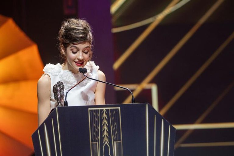 CIMA alerta de edadismo: el 53% de actrices nominadas tienen menos de 40 años y el 74% de actores, más de 40