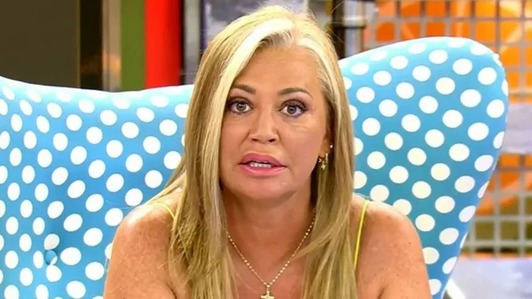 Belén Esteban da el cante en pleno Atlético - FC Barcelona