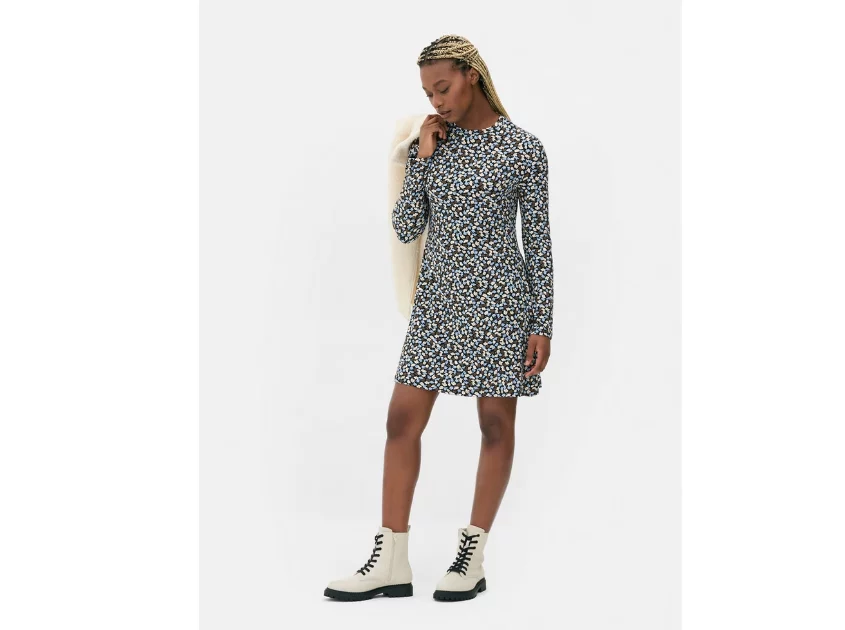 Bolsos, vestidos y chaquetas entre las novedades de Primark desde los 9 euros