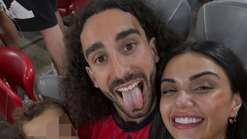 La vena emprendedora de Cucurella y su familia: negocios y vida personal del nuevo fichaje del Real Madrid 2 Cucurella y su pareja
