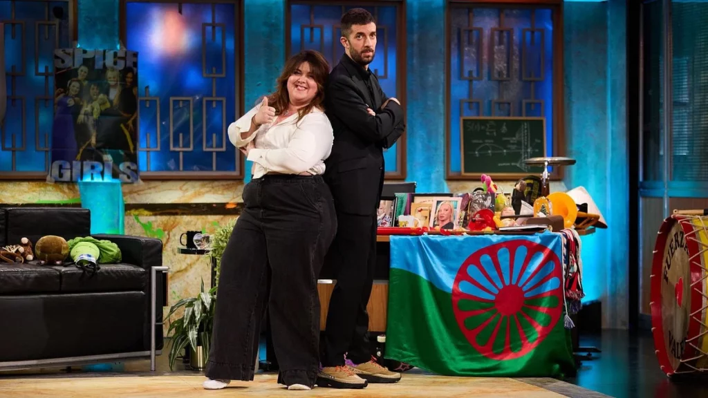 La mujer que ha dado calabazas a David Broncano en 'La Revuelta’ 114 David Broncano y Gutiérrez improvisaron, se rieron y viralizaron. Fuente: Imagen de RTVE.es