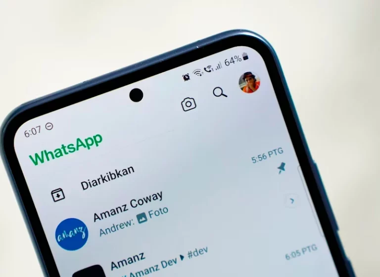 WhatsApp abandona el mítico color verde