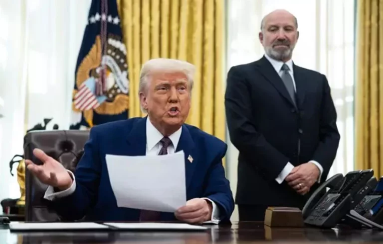 Estados Unidos confirma al multimillonario Howard Lutnick como secretario de Comercio