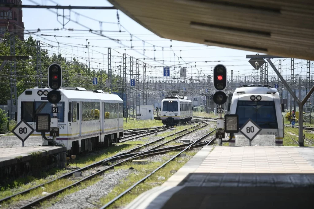 EuropaPress 6488564 trenes cercanias cantabria