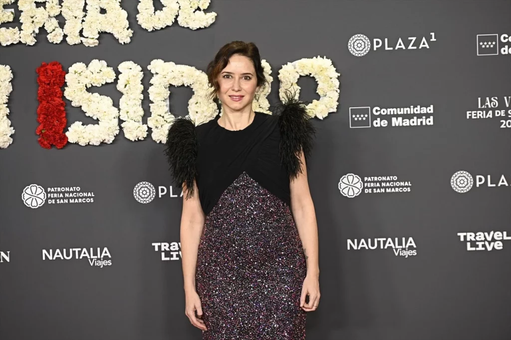 EuropaPress 6502637 isabel diaz ayuso alfombra roja gala presentacion carteles proxima feria