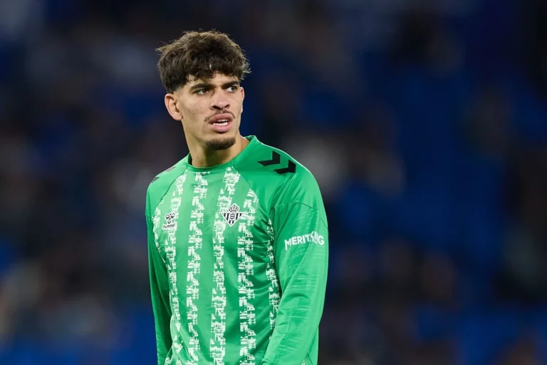 El vertiginoso extremo que quiere el Betis para echar a Abde