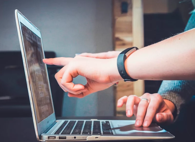 FOTOS PROVOCATIVAS DE FAMOSOS EN TEMU