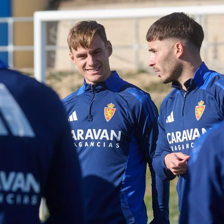 Dani Gómez machaca al Valencia CF nada más llegar al Zaragoza