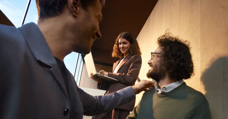 Allianz reivindica la valentía cotidiana y el disfrute de la vida en su nueva campaña de marca