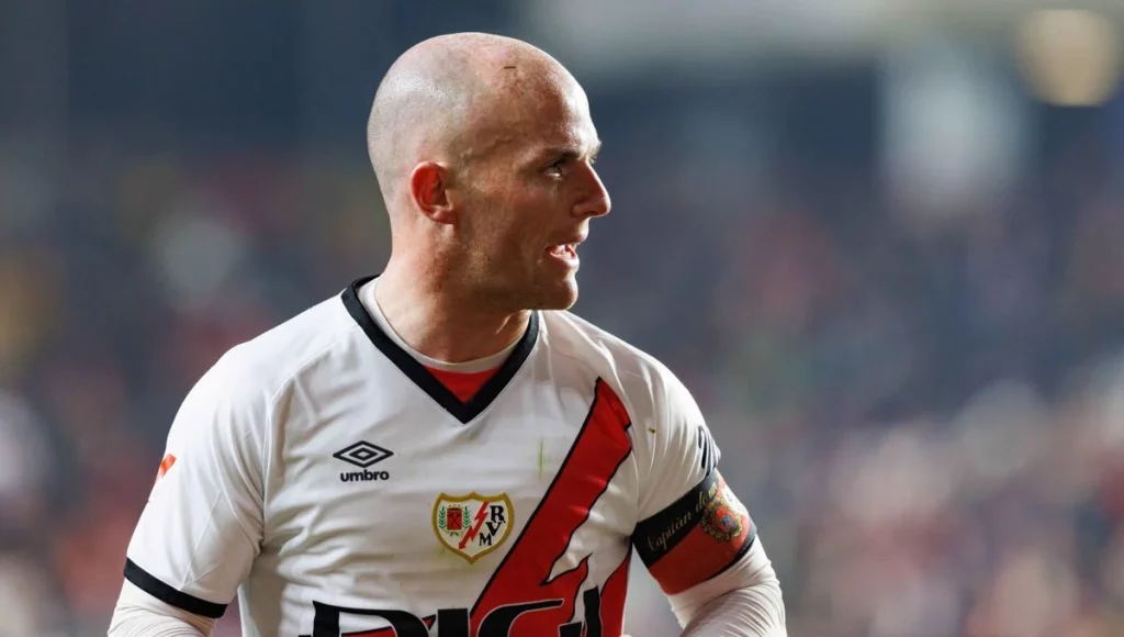 Isi Palazón tiene un ofertón para salir del Rayo 103 Isi Palazón