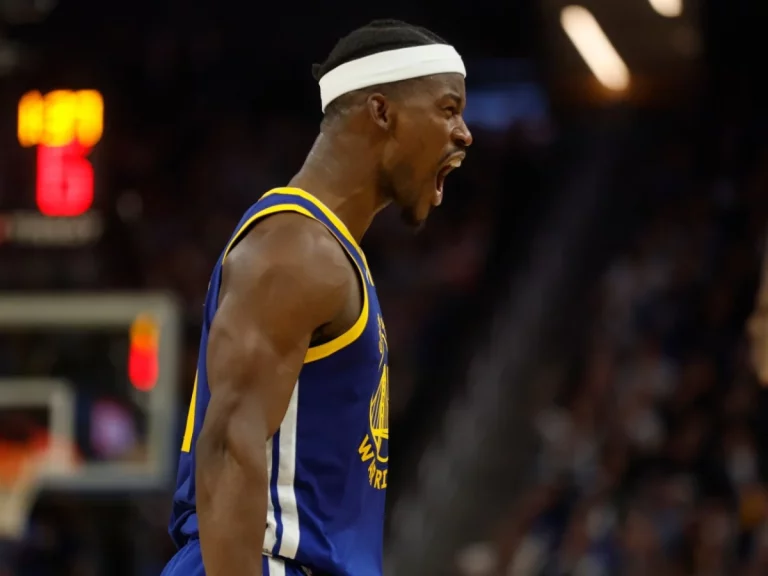 Jimmy Butler instala el estado de euforia en los Warriors de Curry 