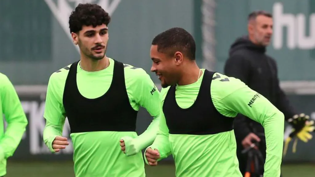 La renovación de Johnny Cardoso en el Betis es una milonga 59 Johnny Cardoso e1738705763129