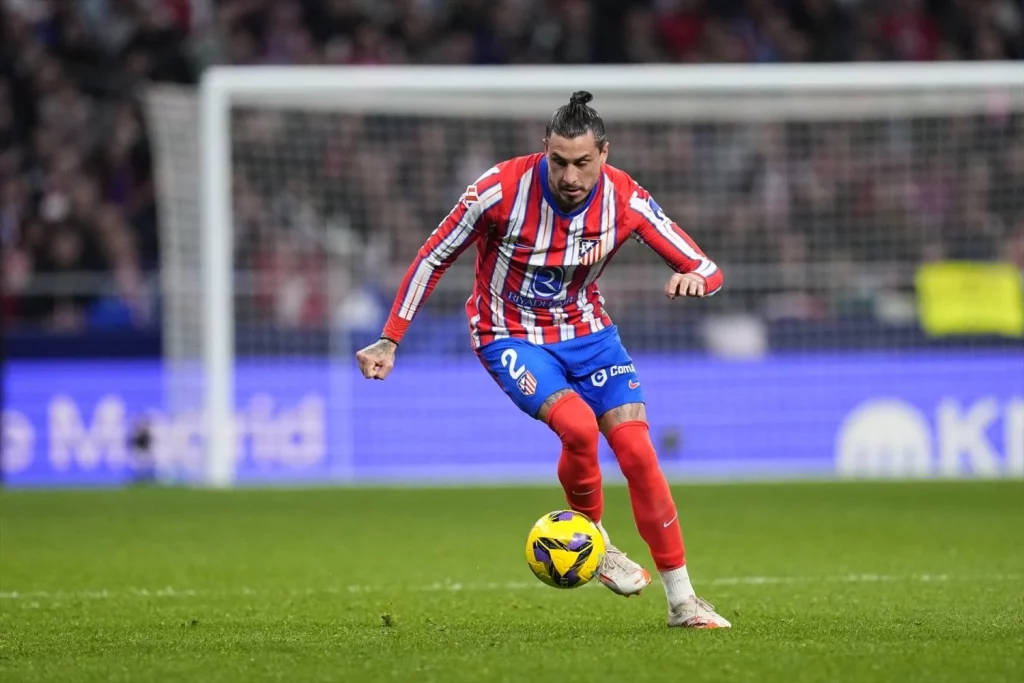 Correa no dudaría en llevarse a José María Giménez a Tigres. Fuente: Agencias