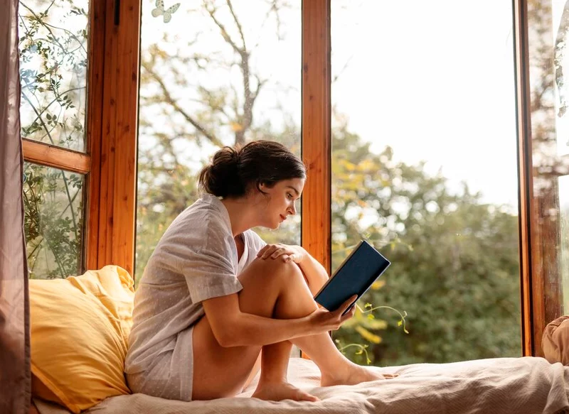 El truco secreto para ahorrarte las comisiones en Airbnb, Booking y más