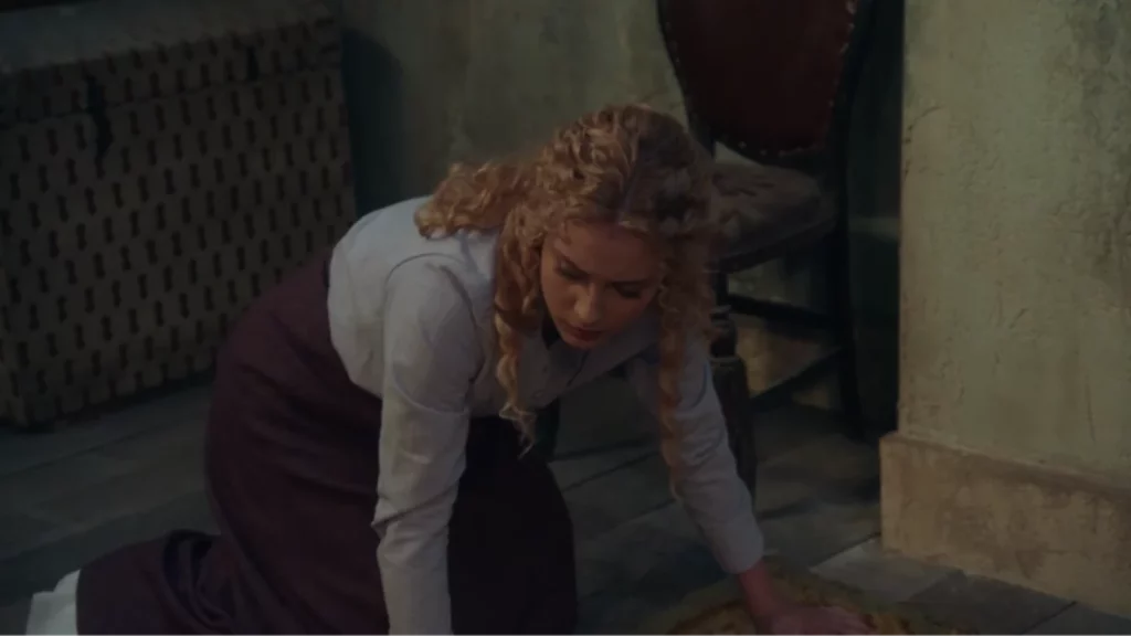 La mancha de sangre encontrada por Jana en la habitación secreta de La Promesa