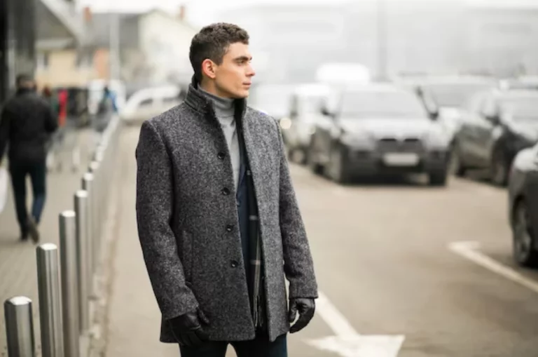 La prenda antifrío y duradera de 7 euros de Decathlon en distintos colores y tallas