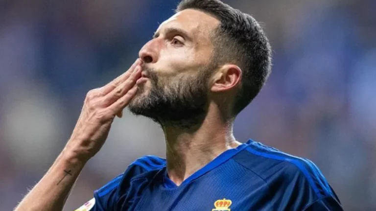 La razón principal de Borja Bastón para fichar por el Granada CF