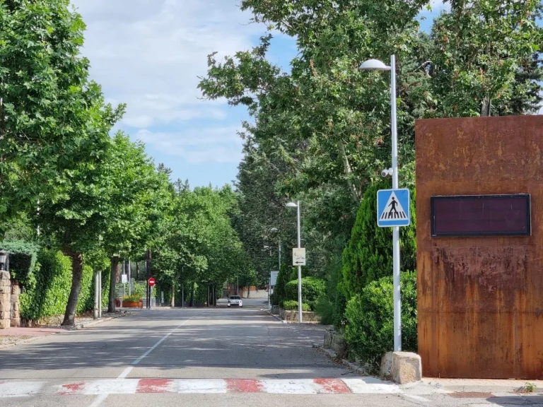 La urbanización escondida de Madrid tiene casas de lujo a precios económicos