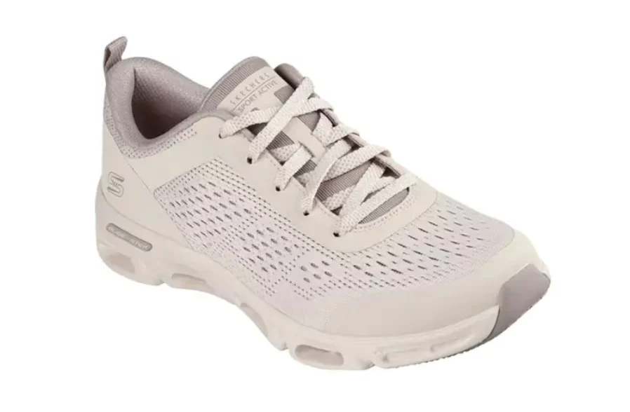 Lista para tus caminatas primaverales Lúcete con estas Skechers cómodas y preciosas a precio de regalo