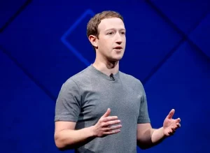 MARZ ZUCKERBERG, EN EL CENTRO DE LA DIANA