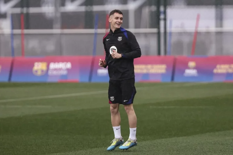 Marc Casadó pone al FC Barcelona en problemas a raíz de su suplencia