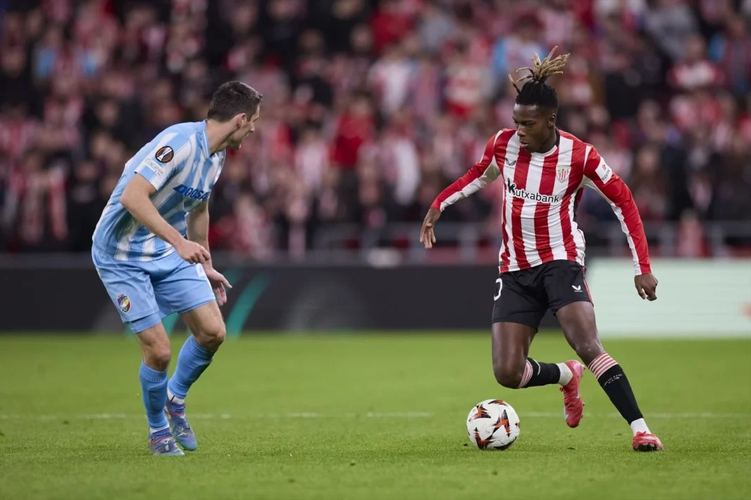 Marcelino sale en defensa de Nico Williams. Fuente: Agencias