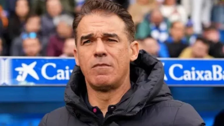 Piden a Luis García Plaza que salve al Alavés