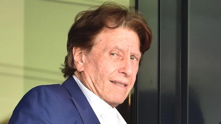 Pini Zahavi cobra muy caros los favores al presidente del FC Barcelona