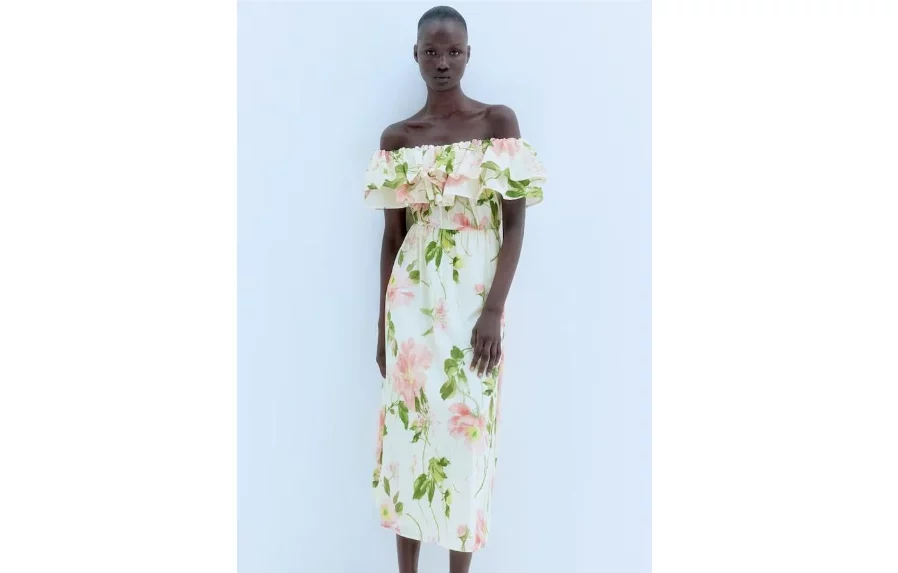 Romántica y femenina con estos 5 vestidos florales de H&M